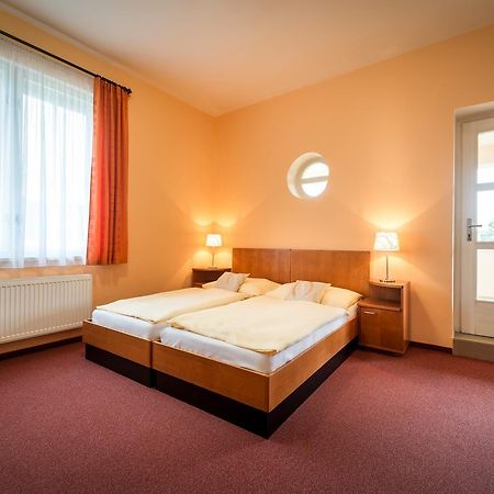 ולהראד Hotel Skanzen Depandance מראה חיצוני תמונה